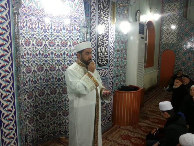 bafra-da-cuma-sabah-namazi-bulusmasi9.jpg