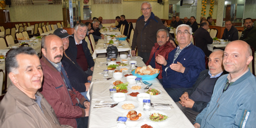 bafra-elektrik-ve-elektronikciler-odasindan-maneviyat-dolu-iftar-14.png