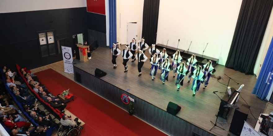 bafra-fen-lisesi-konser-002.jpg