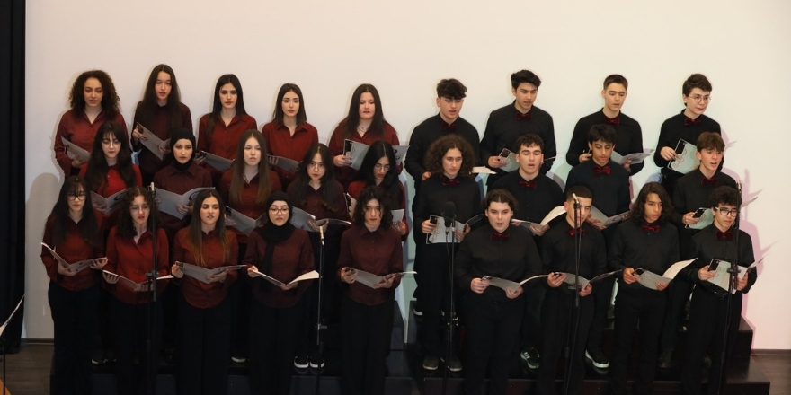 bafra-fen-lisesi-konser-004.jpg