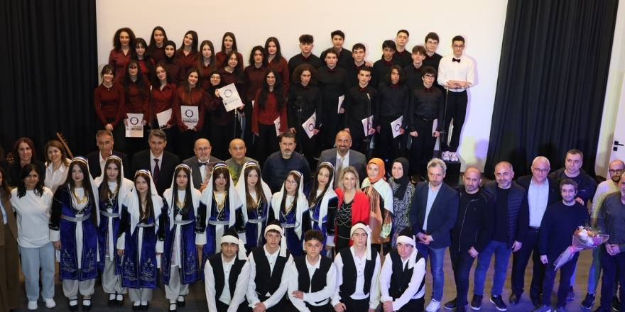 bafra-fen-lisesi-konser-012.jpg