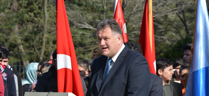 bafra-garnizon-sehitliginde-anma-001.jpg