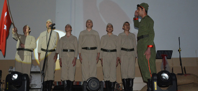 bafra-garnizon-sehitliginde-anma-004.jpg