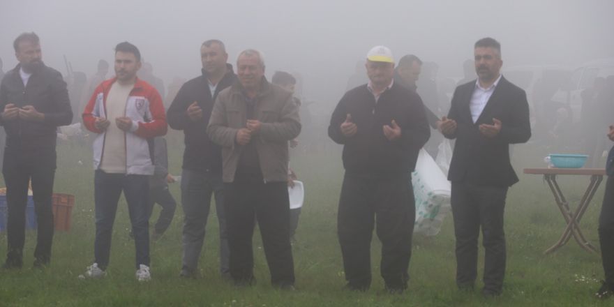 bafra-haber-igdirde-gonuller-ayni-kazanda-kaynadi-015.jpg