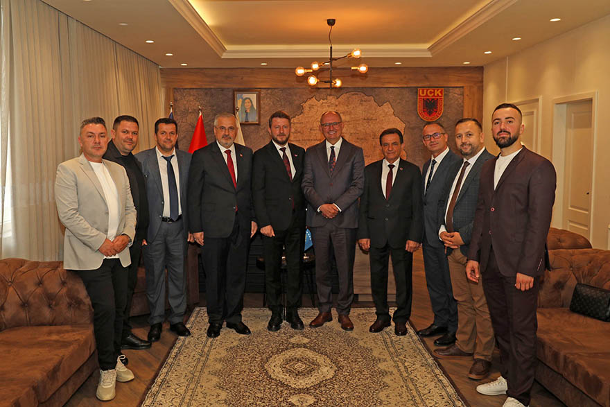 bafra-ile-ferizaj-arasinda-kardeslik-koprusu-kuruldu-002.jpg