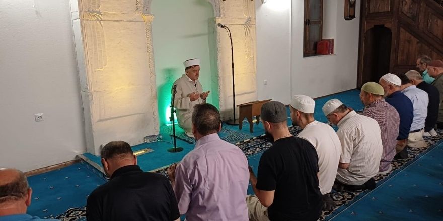 bafra-mevlid-kandili-carsi-camii-ibrahim-memis-hamit-kilic-bafra-belediyesi-001.jpg