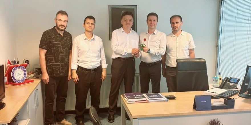 bafra-muftulugunden-vatandaslara-gul-ve-hadis-kartelasi-dagitimi-5.jpg