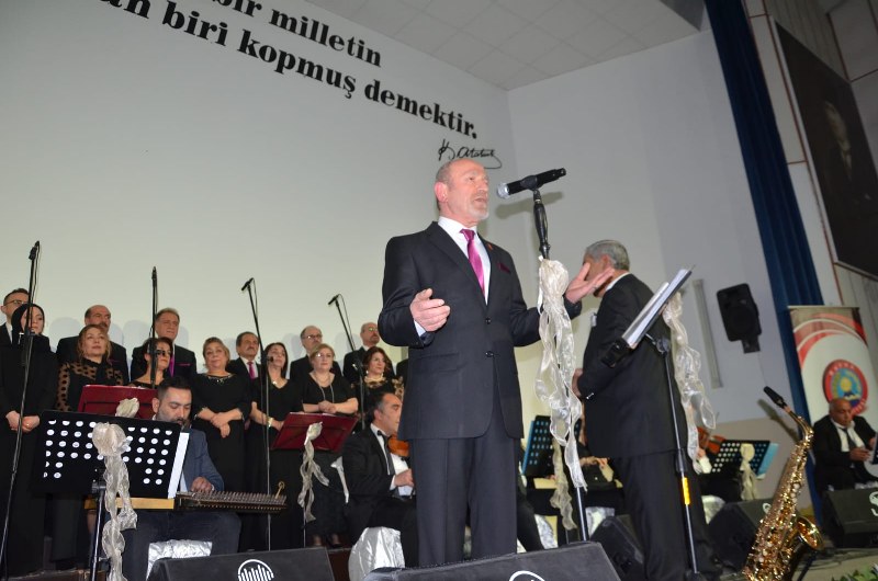 bafra-musiki-cemiyetinden-yil-basi-konseri-002.jpg