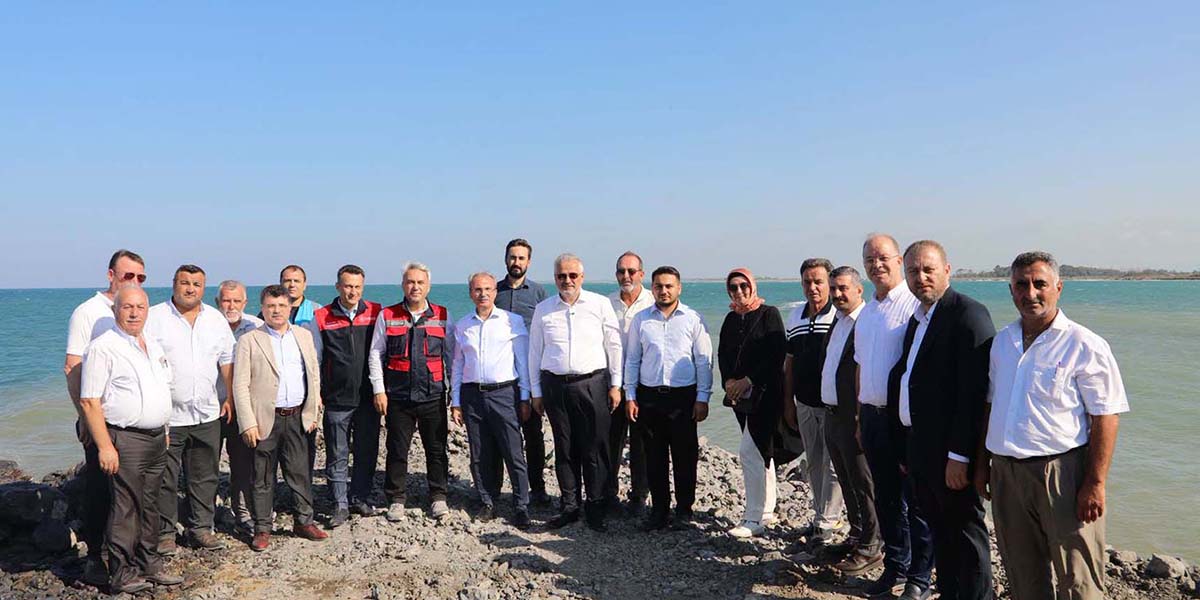 bafra-sahilinde-dev-proje-16-dalgakiranla-kiyi-hatti-korunacak2.jpg