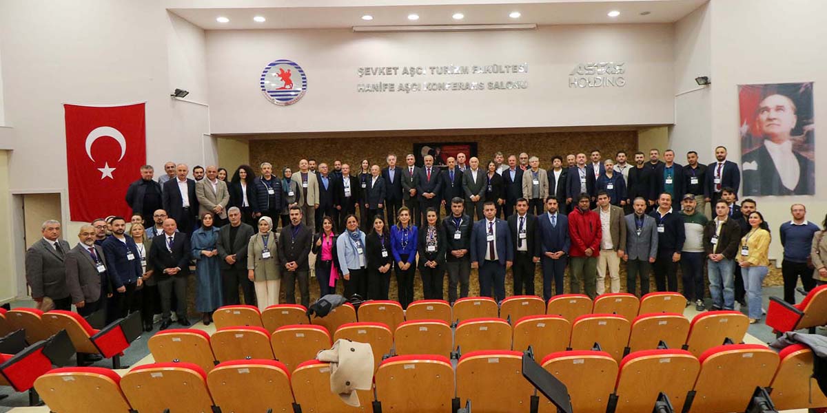 bafra-sempozyumunda-68-tebligle-bafranin-hafizasina-isik-tutuldu-3.jpg