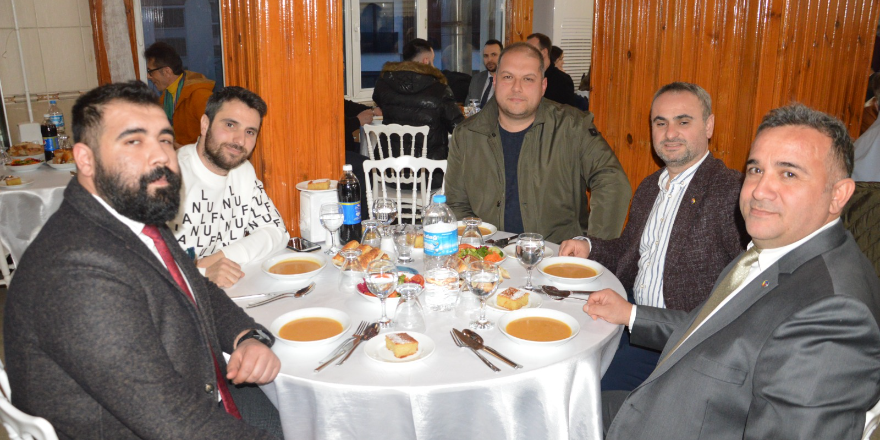 bafra-ticaret-borsasi-bafra-protokolu-ve-uyeleri-ile-iftar-acti-18.png