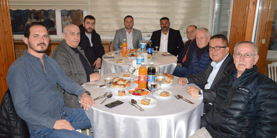 bafra-ticaret-borsasi-bafra-protokolu-ve-uyeleri-ile-iftar-acti-5-001.png