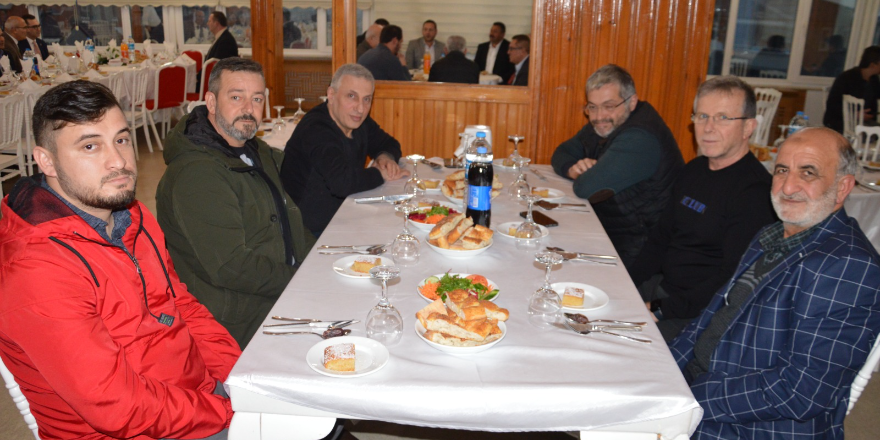 bafra-ticaret-borsasi-bafra-protokolu-ve-uyeleri-ile-iftar-acti-6.png