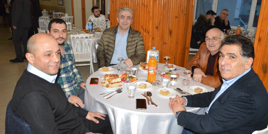 bafra-ticaret-borsasi-bafra-protokolu-ve-uyeleri-ile-iftar-acti-7.png