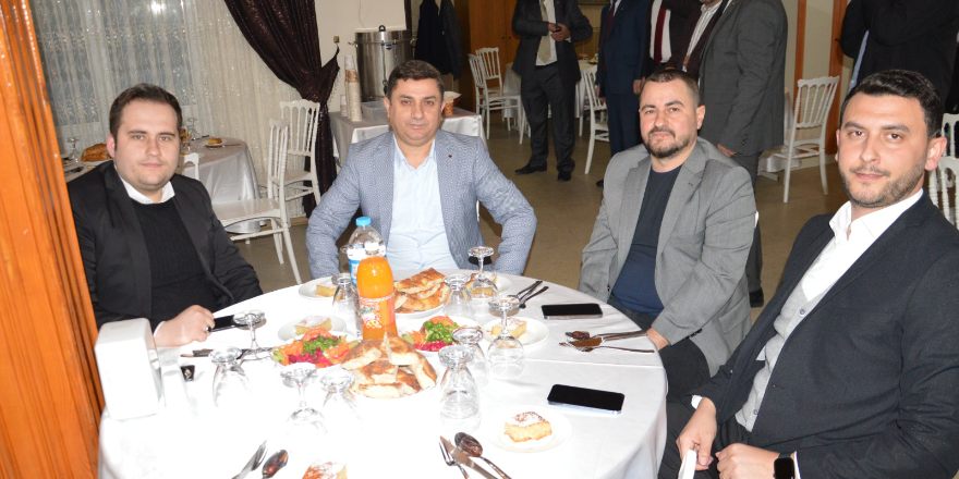 bafra-ticaret-borsasi-bafra-protokolu-ve-uyeleri-ile-iftar-acti-8.png