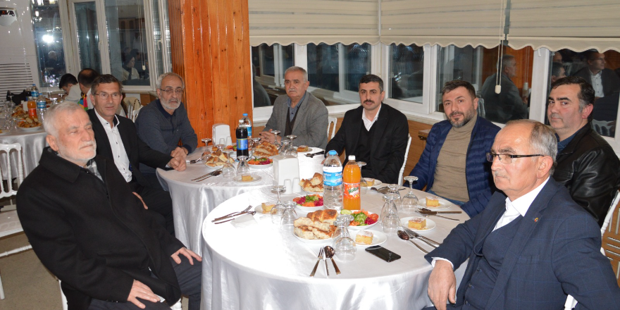 bafra-ticaret-borsasi-bafra-protokolu-ve-uyeleri-ile-iftar-acti-9.png