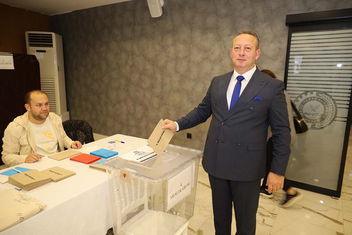 bafra-tsoda-secim-basladi-1-638-uye-sandik-basinda-006.jpeg