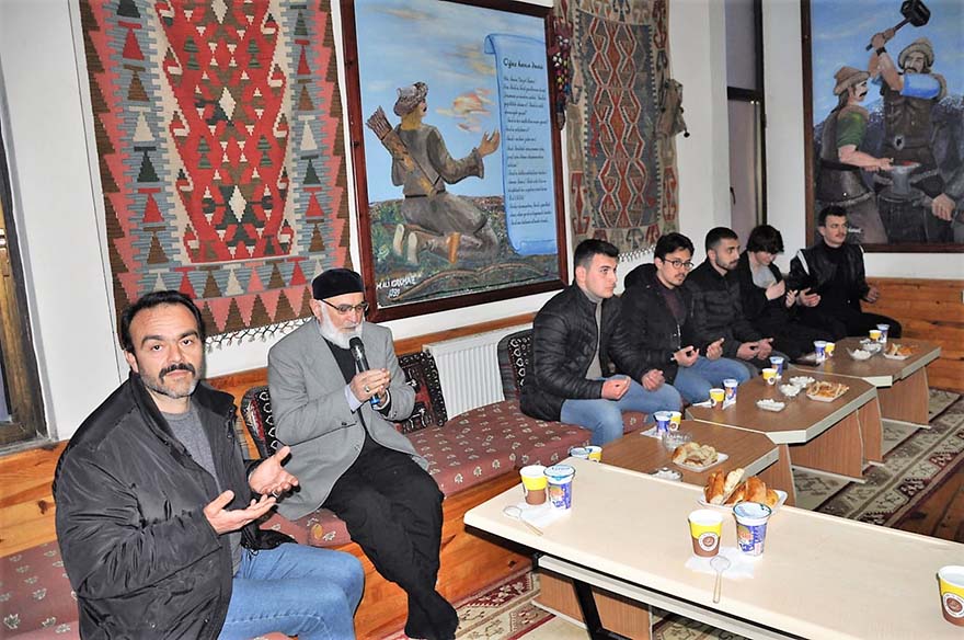 bafra-ulku-ocaklarindan-maneviyat-dolu-iftar-3.jpg