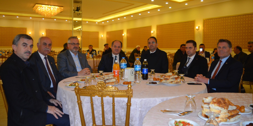 bafra-ziraat-odasindan-geleneksel-iftar-yemegi-003.png