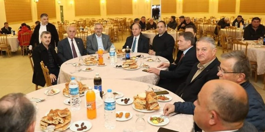 bafra-ziraat-odasindan-geleneksel-iftar-yemegi-005.png