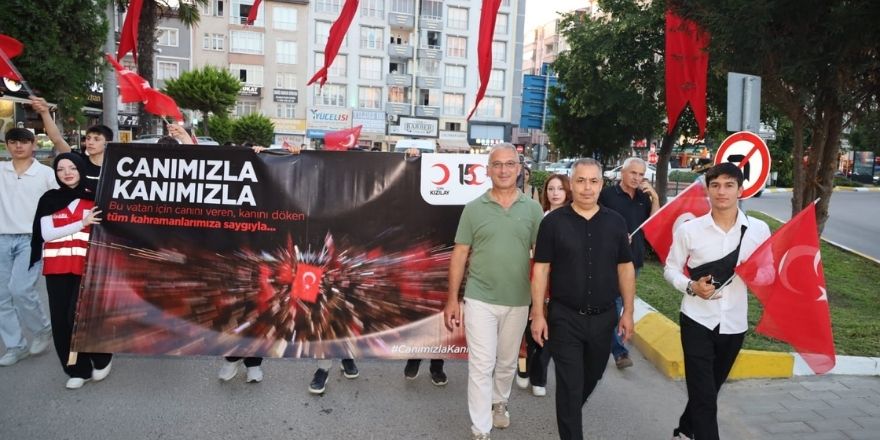 bafrada-15-temmuz-demokrasi-ve-milli-birlik-gunu-coskuyla-kutlandi-018.jpg