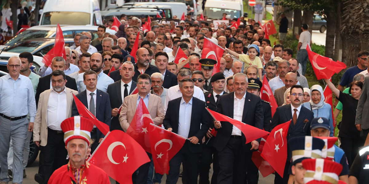 Bafra’da 15 Temmuz ruhu meydanlarda yaşatıldı