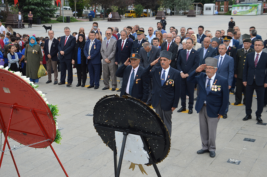 Bafra’da 19 Eylül Gaziler Günü düzenlenen törenle kutlandı