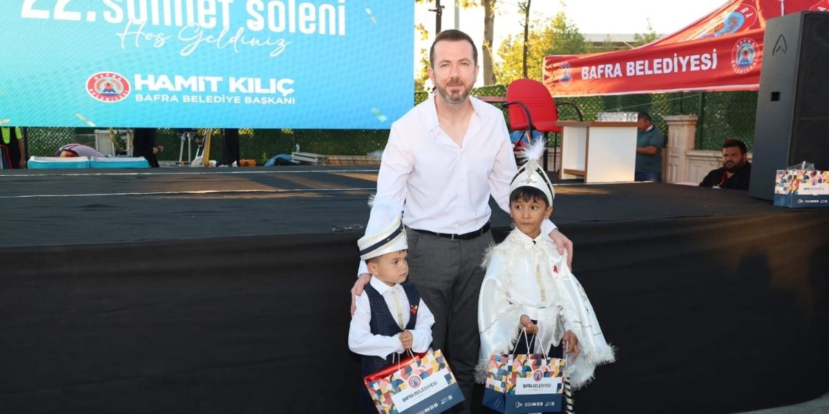 bafrada-22-geleneksel-sunnet-soleni-coskuyla-yapildi-001.jpg