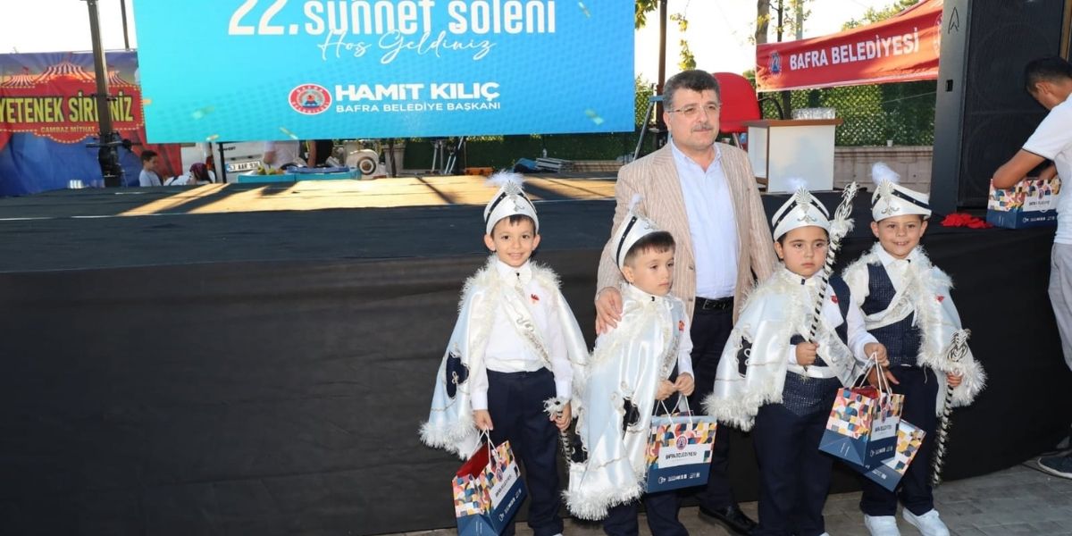 bafrada-22-geleneksel-sunnet-soleni-coskuyla-yapildi-006.jpg