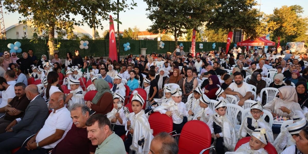 bafrada-22-geleneksel-sunnet-soleni-coskuyla-yapildi.jpg