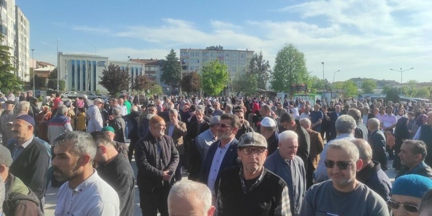 bafrada-92-haci-adayi-dualarla-kutsal-topraklara-ugurlandi-2.jpg