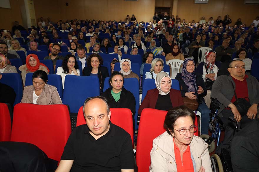 bafrada-aile-yili-coskusu-turk-halk-muzigi-konseriyle-zirveye-ulasti-19.jpg