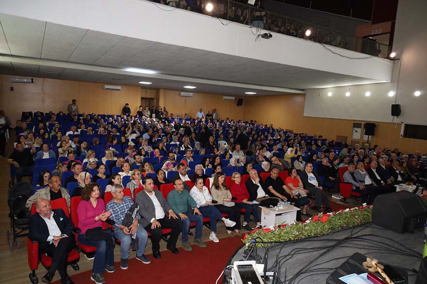 bafrada-aile-yili-coskusu-turk-halk-muzigi-konseriyle-zirveye-ulasti-27.jpg