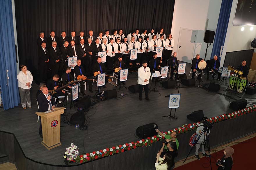 bafrada-aile-yili-coskusu-turk-halk-muzigi-konseriyle-zirveye-ulasti-5.jpg