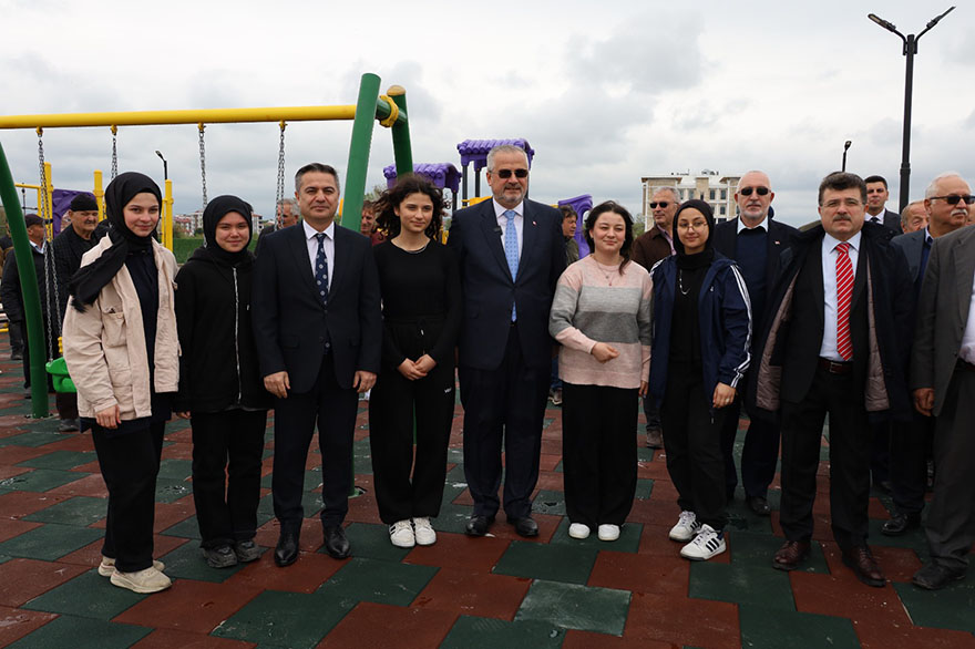 bafrada-cocuk-trafik-egitim-parki-acildi-19.jpg