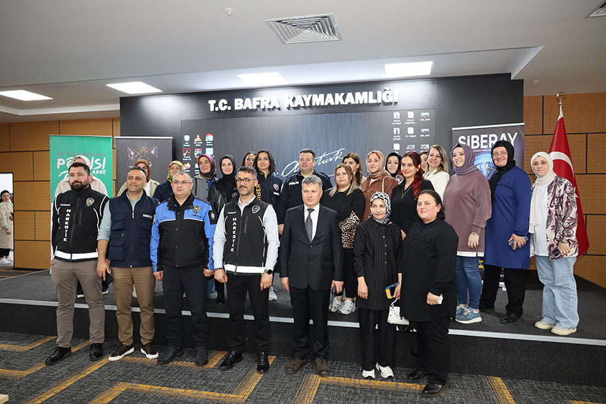 bafrada-en-iyi-narkotik-polisi-anne-ve-siberay-egitimi-verildi-1.jpg