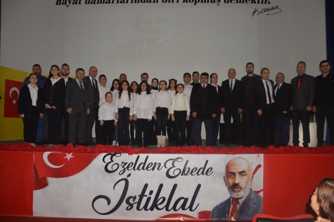 bafrada-ezelden-ebede-istiklal-programi-yapildi-7.jpg