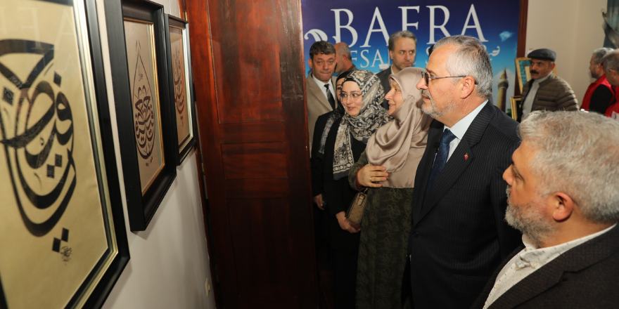 bafrada-geleneksel-sanatlar-merkezi-ve-turk-islam-sanatlari-sergisi-acildi-5.png