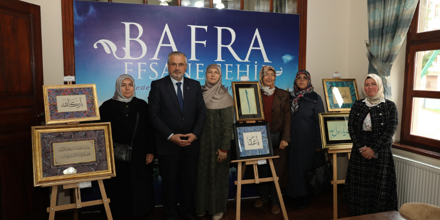 bafrada-geleneksel-sanatlar-merkezi-ve-turk-islam-sanatlari-sergisi-acildi-8.png