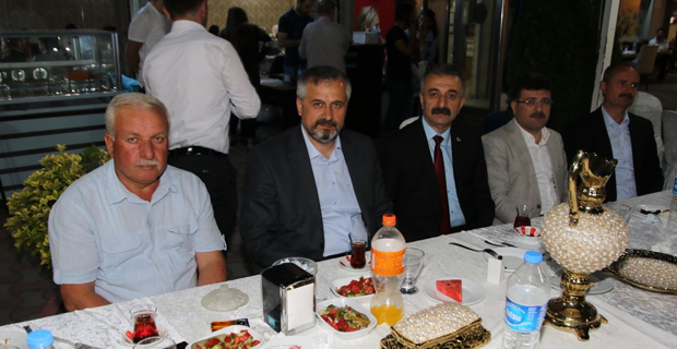 bafrada-iftarda-bulustu-1.jpg