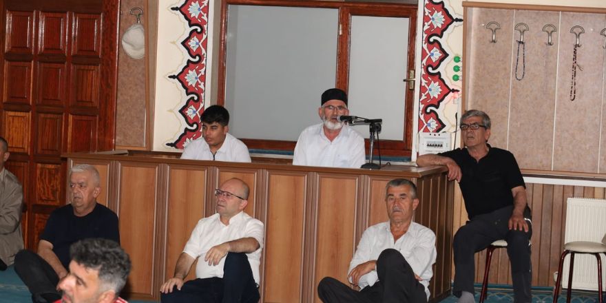 bafrada-kurban-bayrami-namazi-husu-ve-coskuyla-eda-edildi-005.jpg