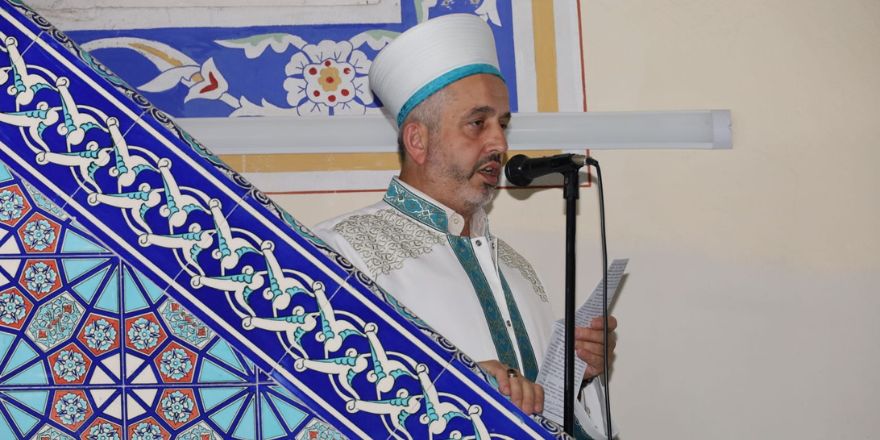bafrada-kurban-bayrami-namazi-husu-ve-coskuyla-eda-edildi-007.jpg