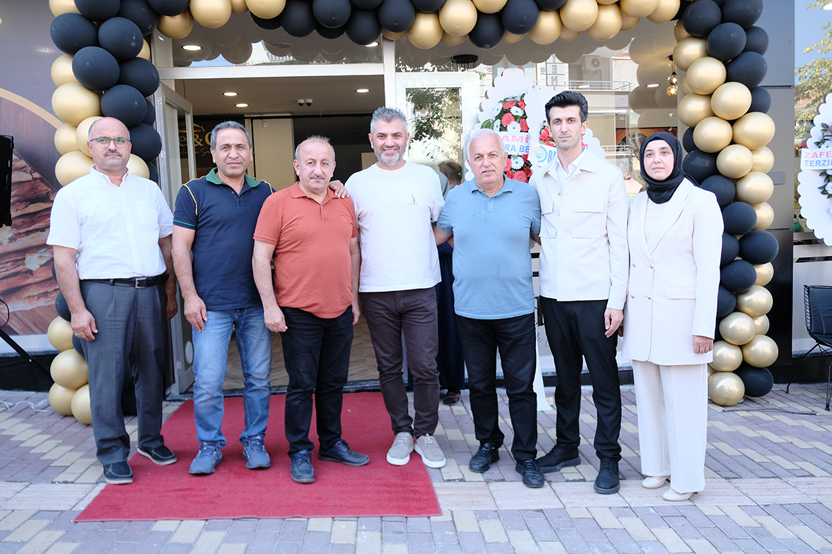 bafrada-lezzete-kadin-eli-degdi-pideco-hizmete-acildi-002.jpg