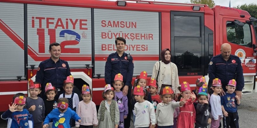 bafrada-minik-ogrencilerden-itfaiye-haftasi-ziyareti-1.jpg
