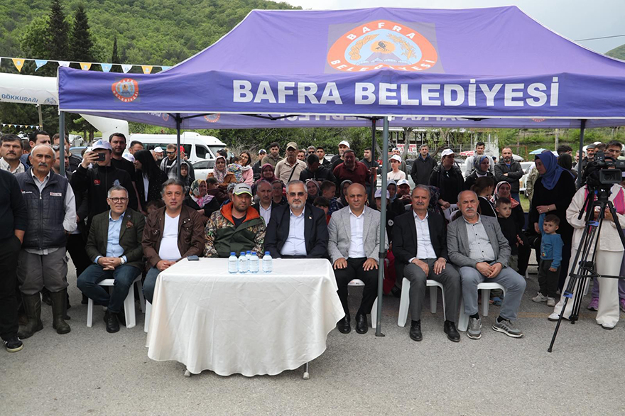 bafrada-oltalar-yaristi-1000-balikci-gol-kenarinda-bulustu-10.jpg