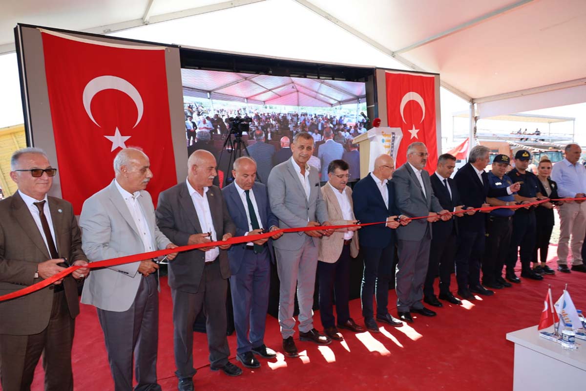 bafrada-tarimin-kalbi-atiyor-dev-fuar-resmi-torenle-acildi-14.jpeg