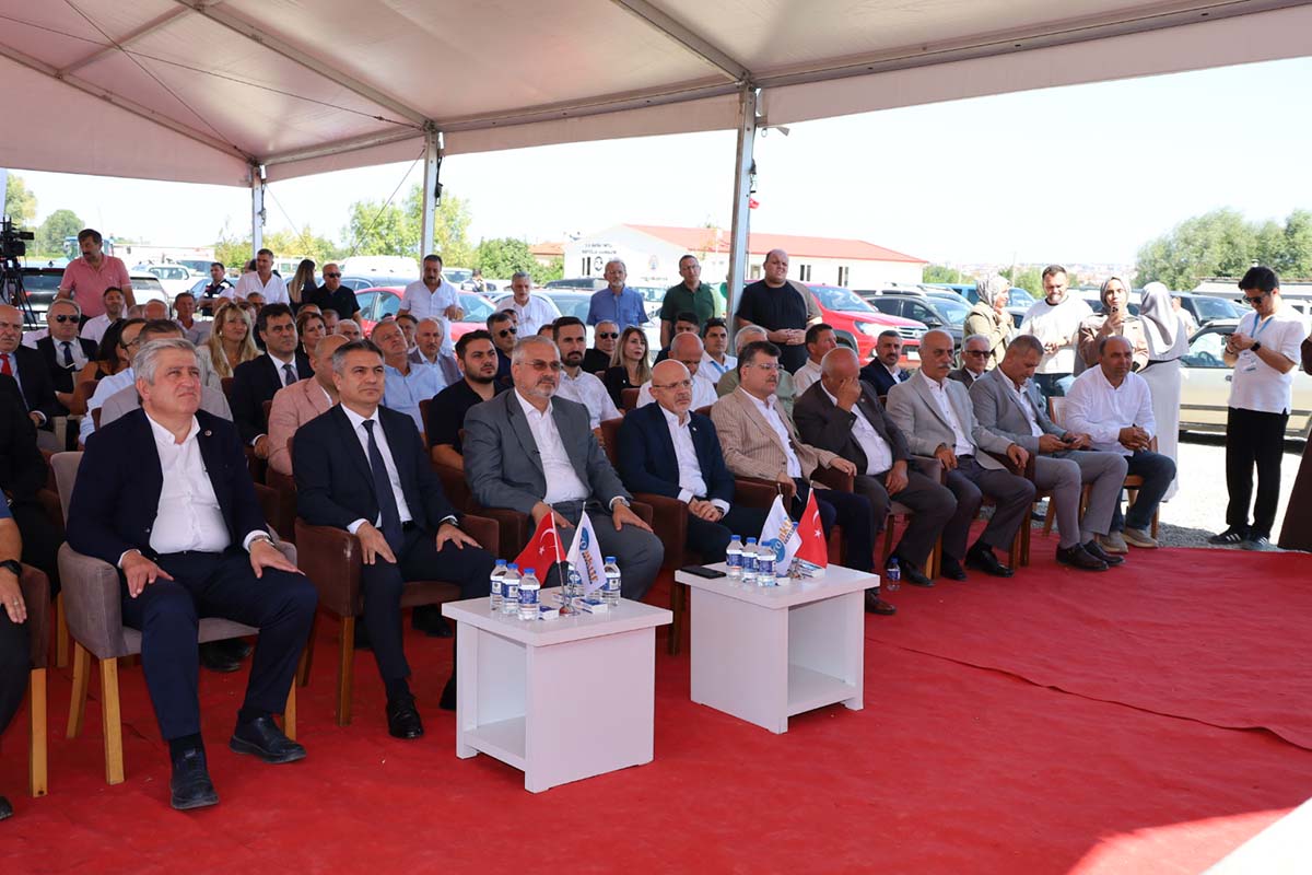 bafrada-tarimin-kalbi-atiyor-dev-fuar-resmi-torenle-acildi-18.jpeg