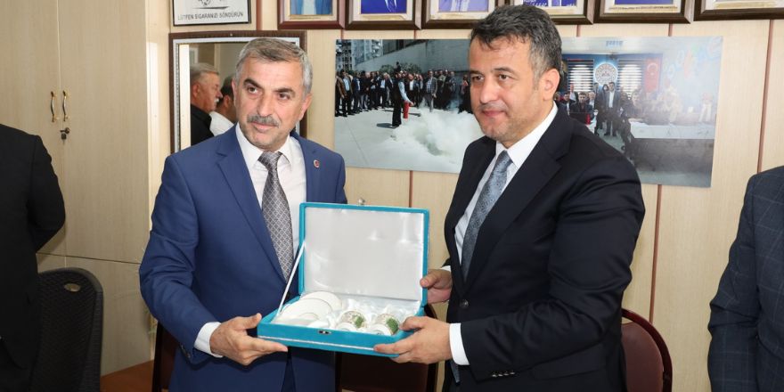 bafrada-yeni-muhtarlar-dernegi-binasi-hizmete-acildi-006.jpg