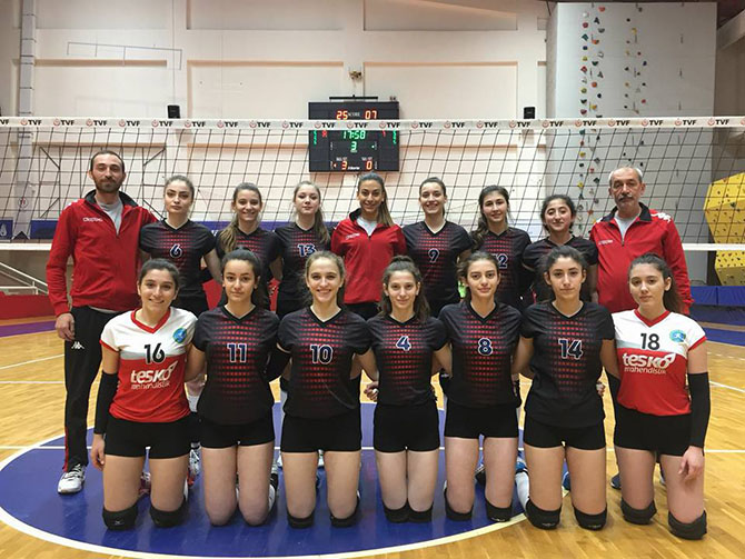 bafrali-kiz-voleybolcularin-gurur-verici-basarilari-006.jpg