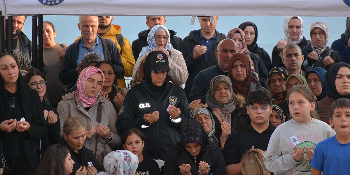 bafrali-polis-numan-senin-naasi-dualarla-bafraya-gonderildi-5.jpg